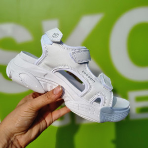 ERGOBIO - Sunlight White 40 Hvit female