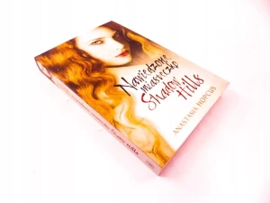 Nawiedzone miasteczko Shadow Hills - Anastasia Hopcus - książka