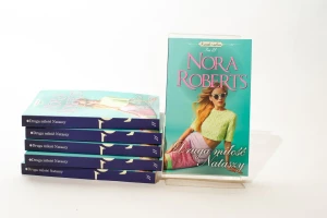 Cybil. MacGregorowie. Tom 11 (pocket) - Nora Roberts - książka