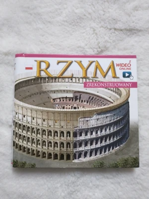 Rzym zrekonstruowany - Praca zbiorowa - książka