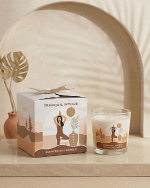 Sojowa Świeca Zapachowa Moonshine Yoga – Tranquil Woods 60g