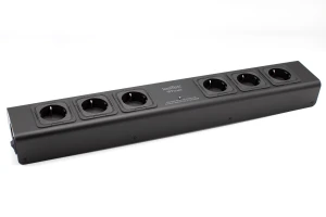 Isotek V5 Polaris (Demo) Strømfilter, 6 Uttak, Med Initium Kabel