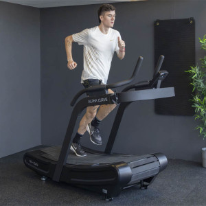 Sportsmaster Alpha Runner Curve