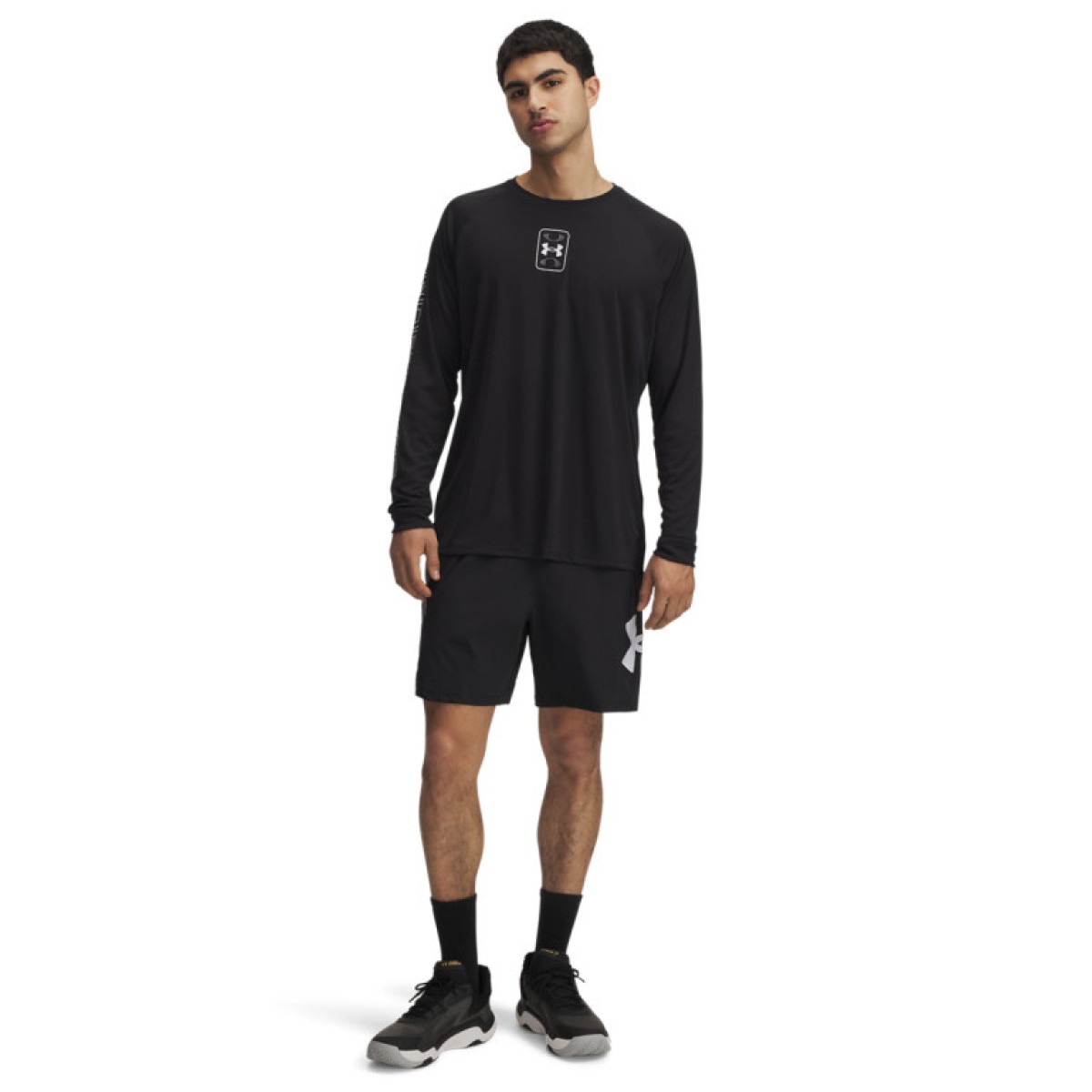 Męskie spodenki do koszykówki Under Armour UA Zone 7\" Woven Short - czarne