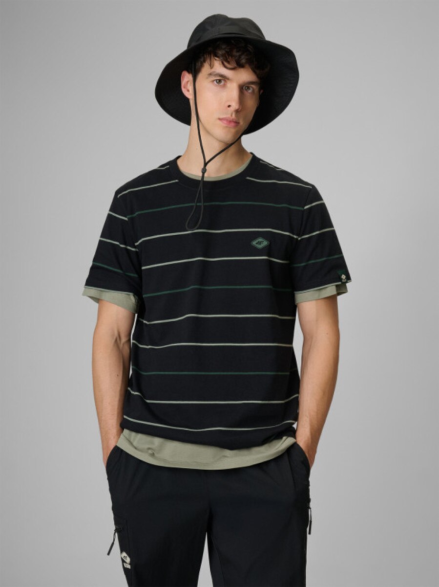 Męski t-shirt z nadrukiem 4F 4FRSS26TTSHM3812 - czarny