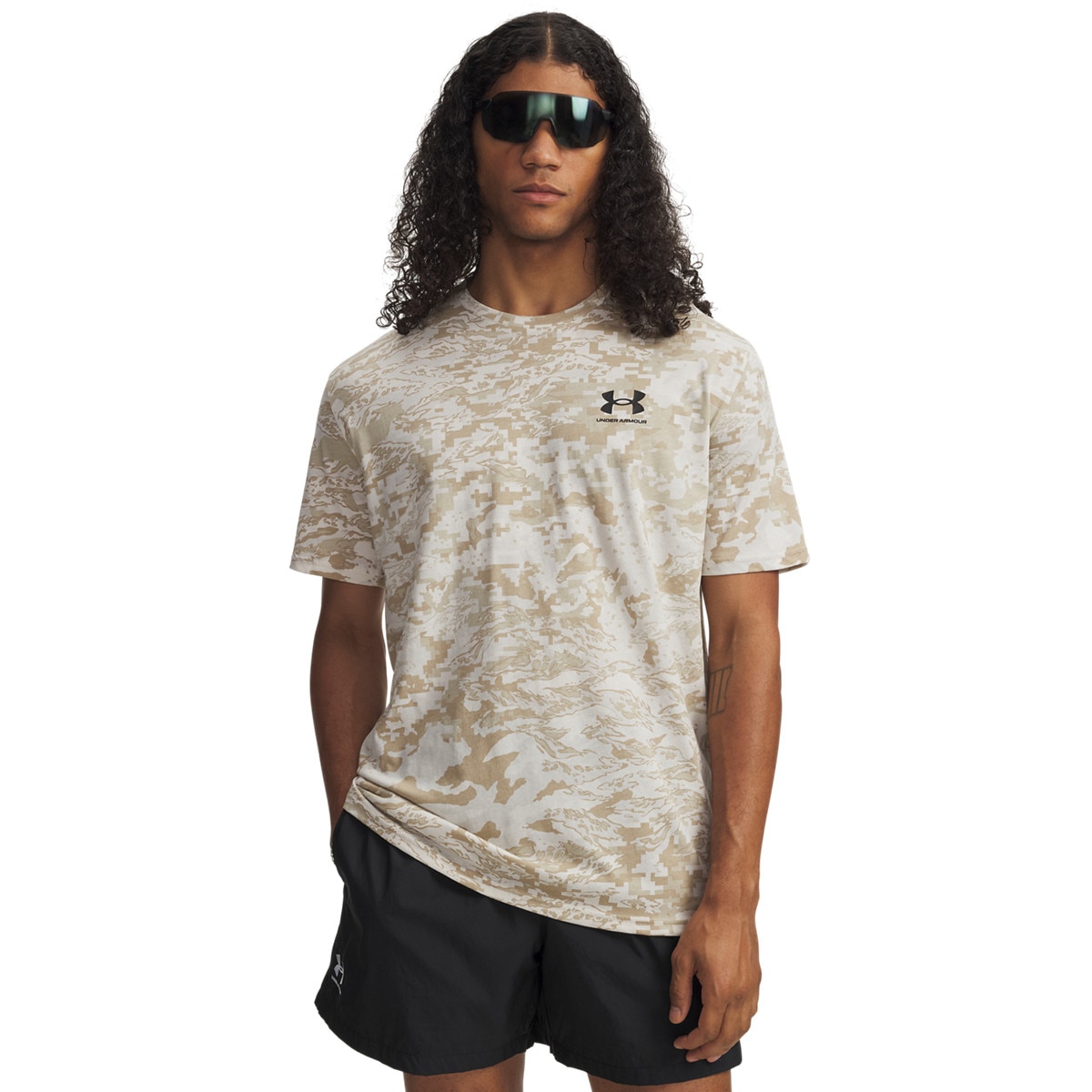 Męski t-shirt z nadrukiem moro Under Armour UA ABC Camo SS - beżowy