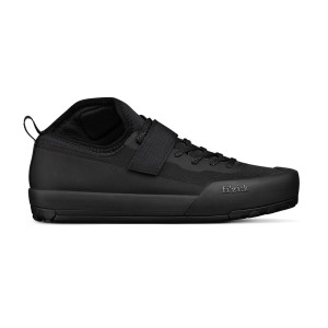 Buty Fizik Gravita Tensor