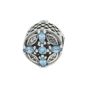 Zawieszka charms do bransoletki rozeta z niebieskimi cyrkoniami