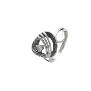 Pierścionek z cyrkonią srebro oksydowane