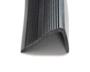 Kątownik schodowy PVC 36x20 mm 2,5 m czarny