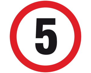 Znak na drogach wewnętrznych Ograniczenie prędkości do 5 km/h