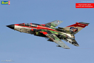 Revell 03769 - Panavia Tornado IDS 50 Years Revell Modellbausatz