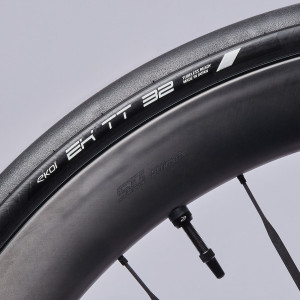 Ekoï Pneu TT EKOI Perf 32 TUBELESS READY Black noir male