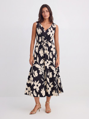 Mohito - Ausgestelltes Midikleid - Schwarz - XXS