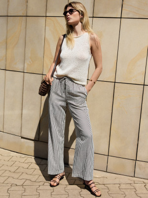 Mohito - Pantaloni a righe - marrone scuro - 42