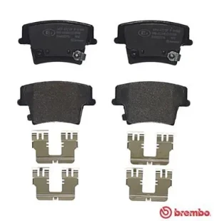 P 11 040 BREMBO Klocki hamulcowe tył