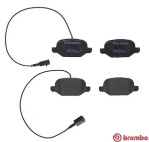 Klocki hamulcowe tył z czujnikiem FIAT 500 BREMBO