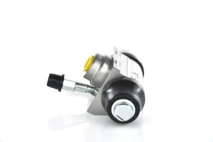 Cylinderek hamulcowy tył VW GOLF III BOSCH