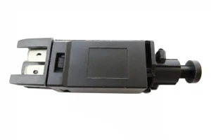 Włącznik świateł stop VW POLO III MAXGEAR