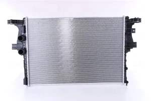 29S13,, 35C17,, 29S11,, 35S60E, 29L15 V,, 35C15 V, IVECO DAILY V Skrzynia Chłodnica wody NISSENS