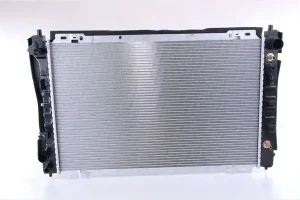 3.0 V6 FORD MAVERICK Chłodnica wody NISSENS