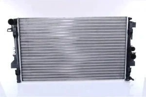CDI 2.0, CDI 2.2, 3.5, CDI 3.0, 3.2, 3.7 MERCEDES-BENZ VIANO W639 Chłodnica wody NISSENS