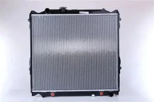 3.4 i, 3.0 TD, 3.0 D-4D TOYOTA LAND CRUISER 90 Chłodnica wody NISSENS