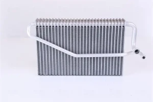 92173 NISSENS Parownik klimatyzacji
