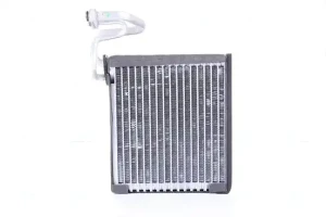 92214 NISSENS Parownik klimatyzacji