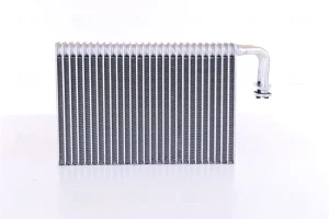 525 i, 520 d, 523 i, 525 d, 530 d, 520 i, 528 i, 530 i, 540 i, 525 tds BMW 5 E39 Parownik klimatyzacji NISSENS
