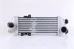 2.0 CRDi, 1.6 CRDi HYUNDAI i30 Kombi (FD) Chłodnica powietrza intercooler NISSENS