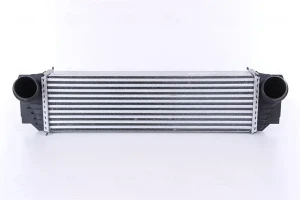 530 d, 520 d, 535 i BMW 5 F07 Chłodnica powietrza intercooler NISSENS