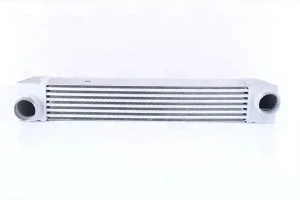 520 d, 525 xd, 530 xd, 525 d, 530 d BMW 5 E60 Chłodnica powietrza intercooler NISSENS