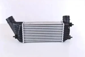 2.0 HDi PEUGEOT EXPERT Chłodnica powietrza intercooler NISSENS