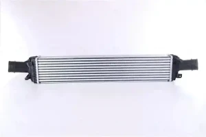 3.0 S, 2.0 PORSCHE MACAN Chłodnica powietrza intercooler NISSENS
