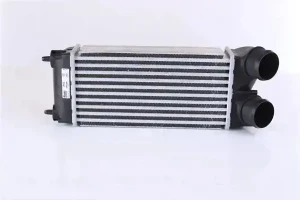 1.6 THP CITROËN DS4 Chłodnica powietrza intercooler NISSENS