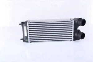 HDi 110 PEUGEOT 3008 Chłodnica powietrza intercooler NISSENS