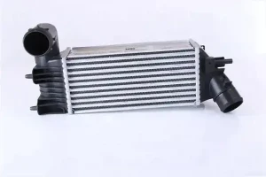 2.0 HDi, 2.2 HDi CITROËN C5 I Chłodnica powietrza intercooler NISSENS