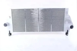2.0 16V, 1.9 dCI, 1.9 dCi RENAULT LAGUNA 2 Chłodnica powietrza intercooler NISSENS