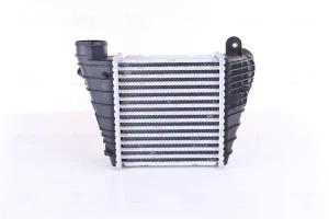 1.9 TDI VW GOLF IV Chłodnica powietrza intercooler NISSENS