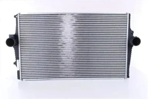 D5 AWD, 2.4 T, D5 XC, 2.5 T VOLVO XC70 Chłodnica powietrza intercooler NISSENS