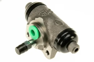 BWF326 TRW Cylinderek hamulcowy tył