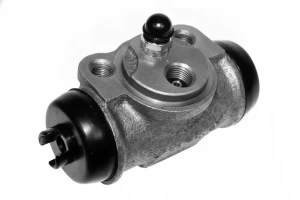 Cylinderek hamulcowy tył MITSUBISHI L200 TRW