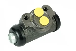 Cylinderek hamulcowy MITSUBISHI L 300 III LPR