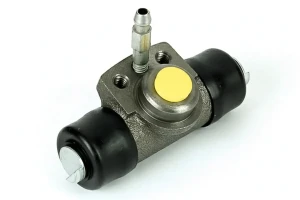 Cylinderek hamulcowy tył VW GOLF I LPR