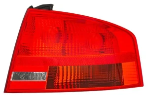 Lampa tylna AUDI A4 B7 HELLA