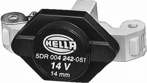 2.0, 2.0 E, 2.6, 2.8 E, 2.3 E AUDI 100 C4 Regulator napięcia HELLA