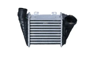 30023 NRF Chłodnica powietrza intercooler