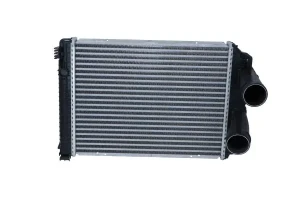 30210 NRF Chłodnica powietrza intercooler