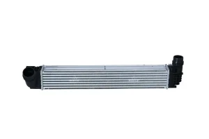 30268 NRF Chłodnica powietrza intercooler